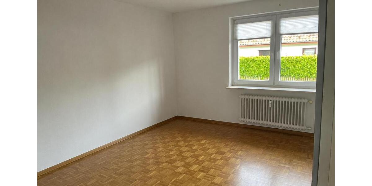 Erdgeschoßwohnung Flensburg - 3 Zimmer, 115 m&sup2;, 860&euro; | Angebot:26683835
