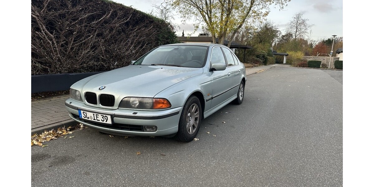 BMW E39 118.000 km 4.999 &euro; Flensburg 24937