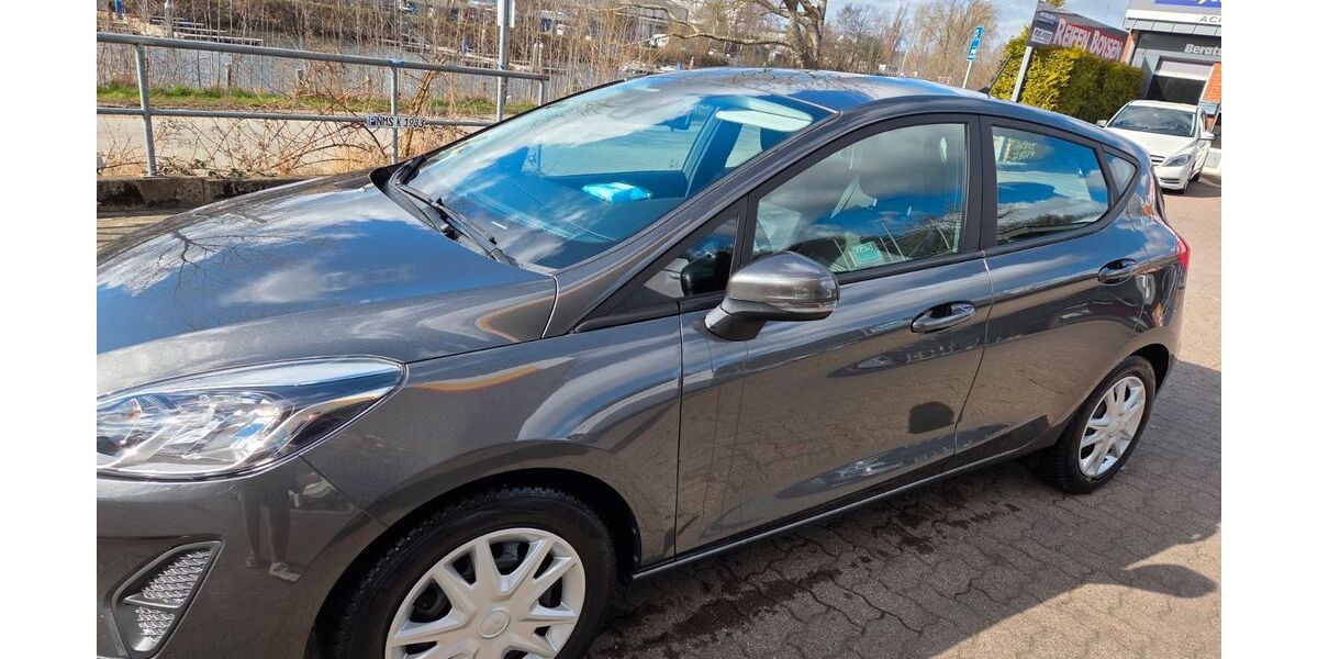 Ford Fiesta 21.820 km 11.400 &euro; Flensburg 24949