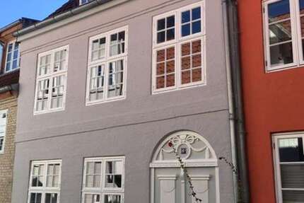 Haus Flensburg Westliche Höhe - 3 Zimmer, 75 m&sup2;, 525.000&euro; | Angebot:26032628