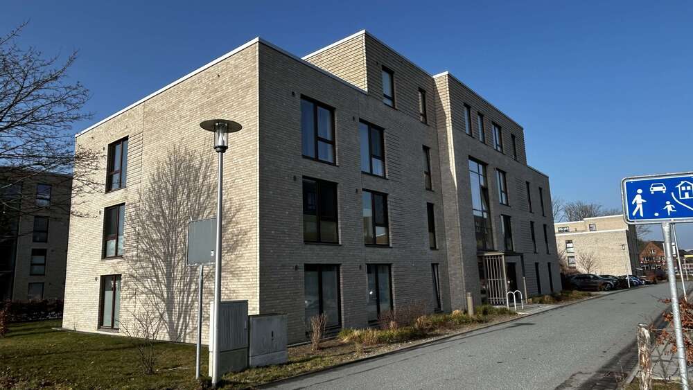Etagenwohnung Flensburg Falkenberg - 3 Zimmer, 109 m&sup2;, 1.500&euro; | Angebot:25477603