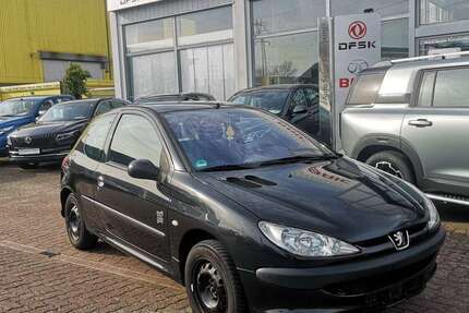 Peugeot 206 271.145 km 899 &euro; Flensburg 24941