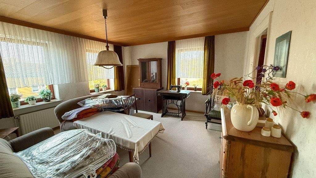 Reihenendhaus Handewitt - 8 Zimmer, 234 m&sup2;, 249.000&euro; | Angebot:25770563