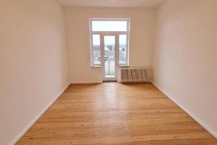 Wohnung Flensburg - 3 Zimmer, 66 m&sup2;, 500&euro; | Angebot:25901408