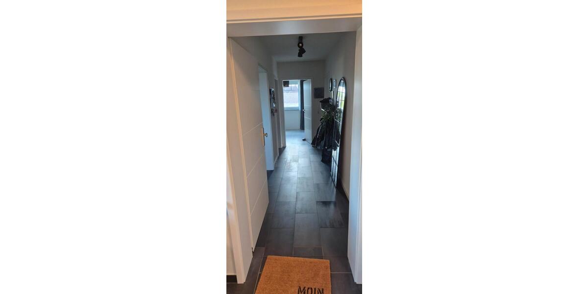 Dachgeschoßwohnung Oeversee - 3 Zimmer, 87 m&sup2;, 980&euro; | Angebot:26478295