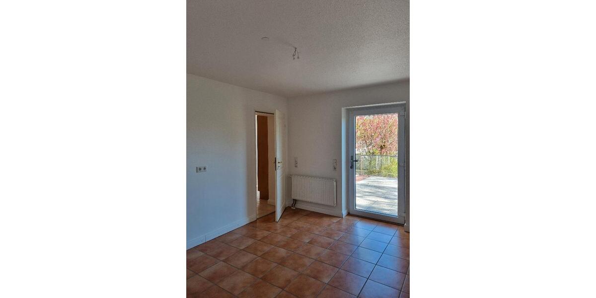Erdgeschoßwohnung Flensburg Altstadt - 3 Zimmer, 100 m&sup2;, 950&euro; | Angebot:26412550