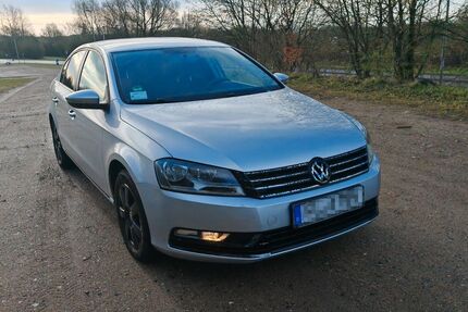 VW Passat 228.000 km 6.199 &euro; Flensburg 24937