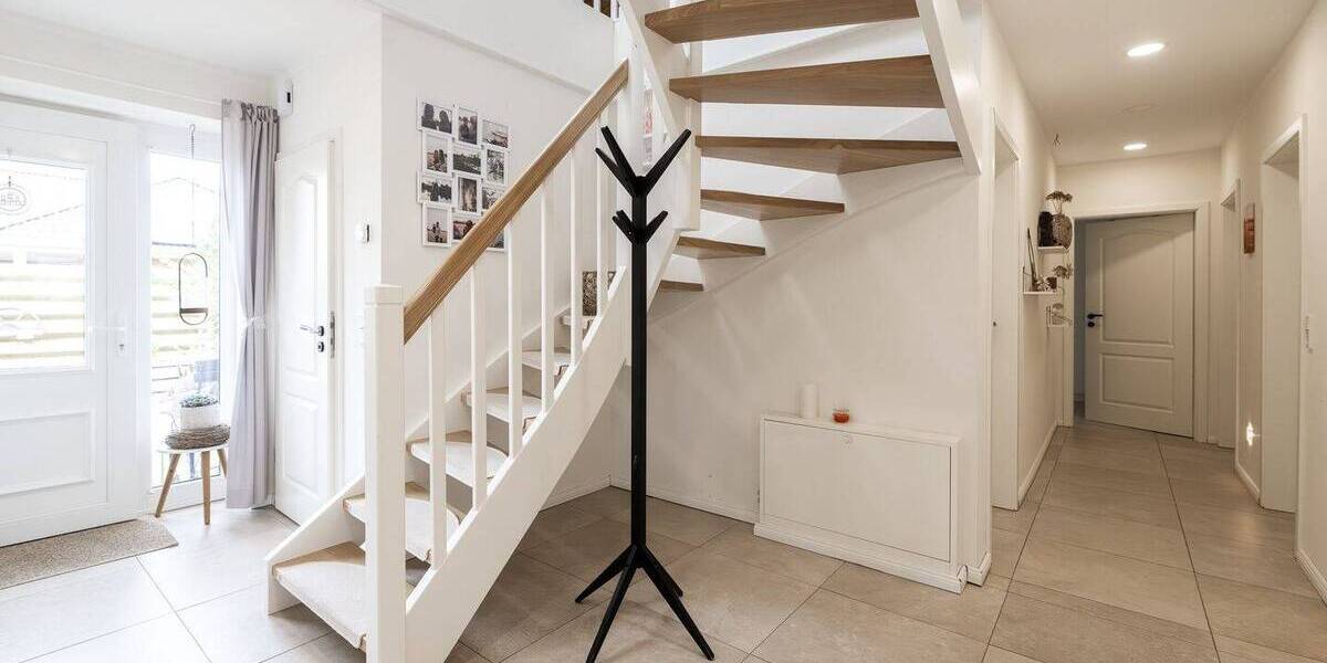 Einfamilienhaus Achtrup - 7 Zimmer, 184 m&sup2;, 449.900&euro; | Angebot:25929510