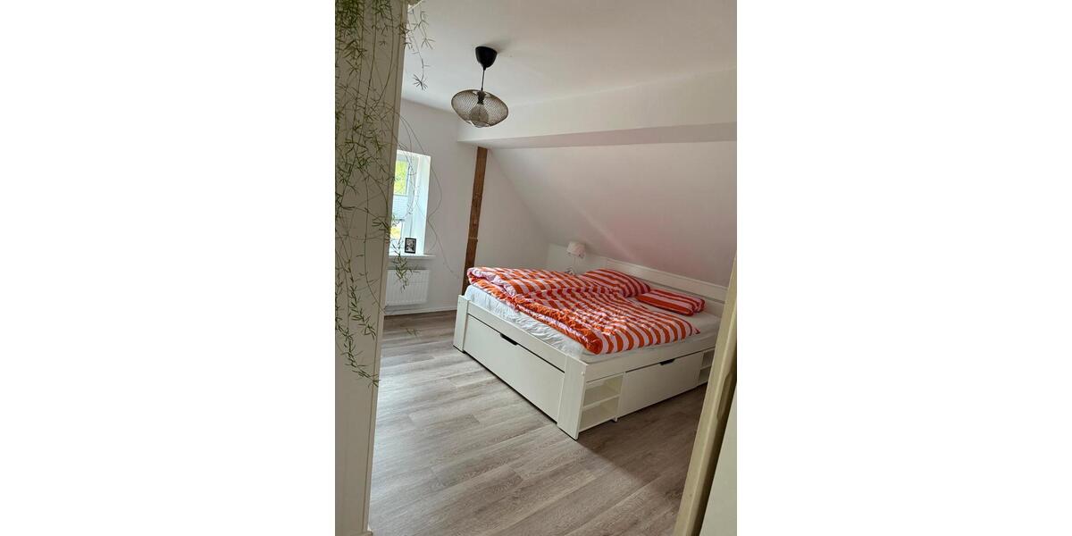 Dachgeschoßwohnung Großenwiehe - 2 Zimmer, 70 m&sup2;, 730&euro; | Angebot:25991318