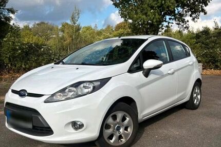 Ford Fiesta 186.000 km 2.950 &euro; Harrislee 24955