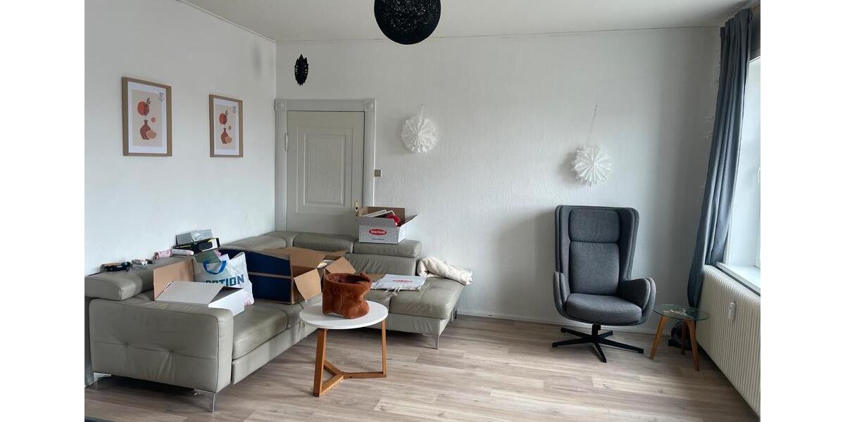 Etagenwohnung Flensburg Falkenberg - 3 Zimmer, 130 m&sup2;, 1.000&euro; | Angebot:26697330
