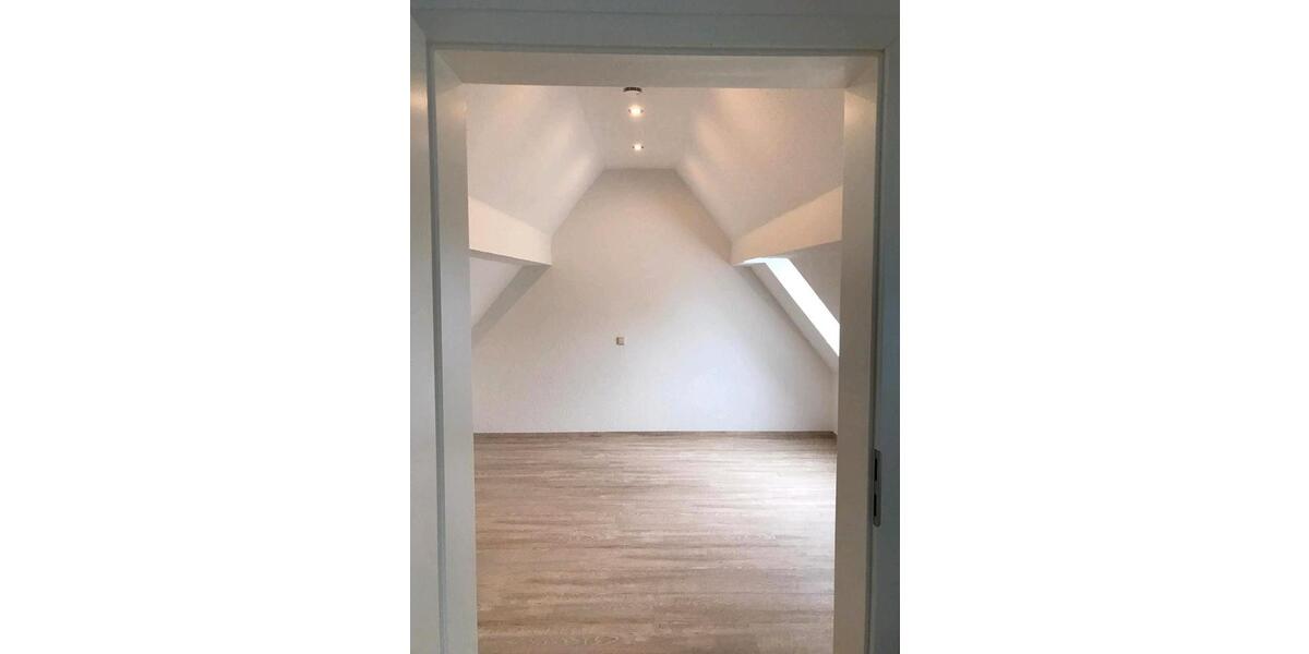 Etagenwohnung Glücksburg (Ostsee) - 5 Zimmer, 103 m&sup2;, 1.150&euro; | Angebot:26006564