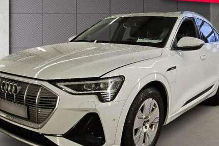 Audi e-tron 47.561 km 39.890 &euro; Flensburg 24941