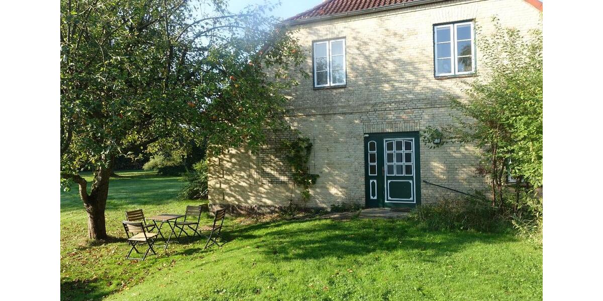 Dachgeschoßwohnung Schaalby - 2 Zimmer, 44 m&sup2;, 490&euro; | Angebot:26007949