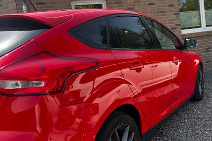 Ford Focus 92.391 km 15.000 &euro; Langballig 24977