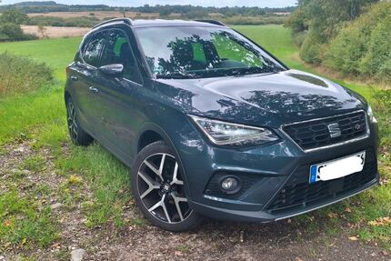Seat Arona 83.737 km 14.800 &euro; Tarp 24963