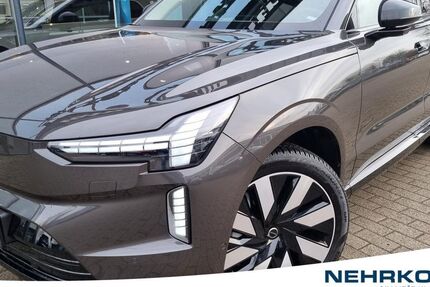 Volvo EX90 11.900 km 74.990 &euro; Flensburg 24941