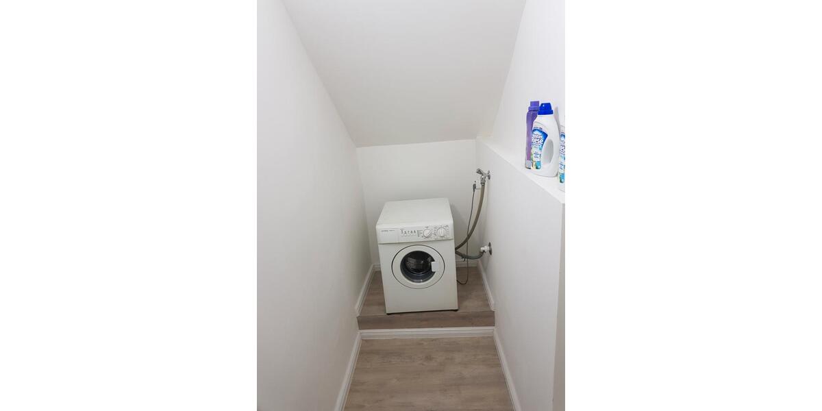 Dachgeschoßwohnung Flensburg - 3 Zimmer, 64 m&sup2;, 630&euro; | Angebot:26647443