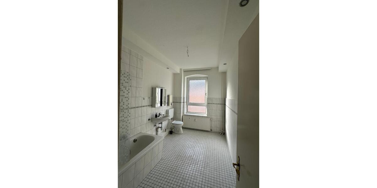 Etagenwohnung Flensburg Altstadt - 3 Zimmer, 91 m&sup2;, 780&euro; | Angebot:25483117