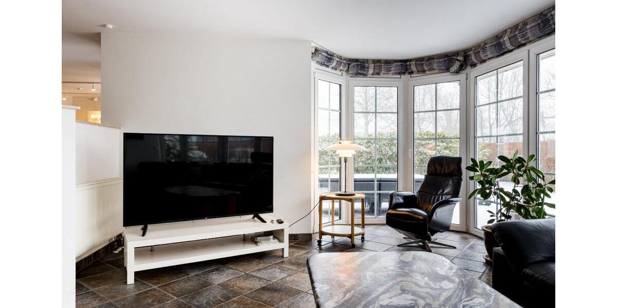 Einfamilienhaus Harrislee - 9 Zimmer, 222 m&sup2;, 749.000&euro; | Angebot:25179370
