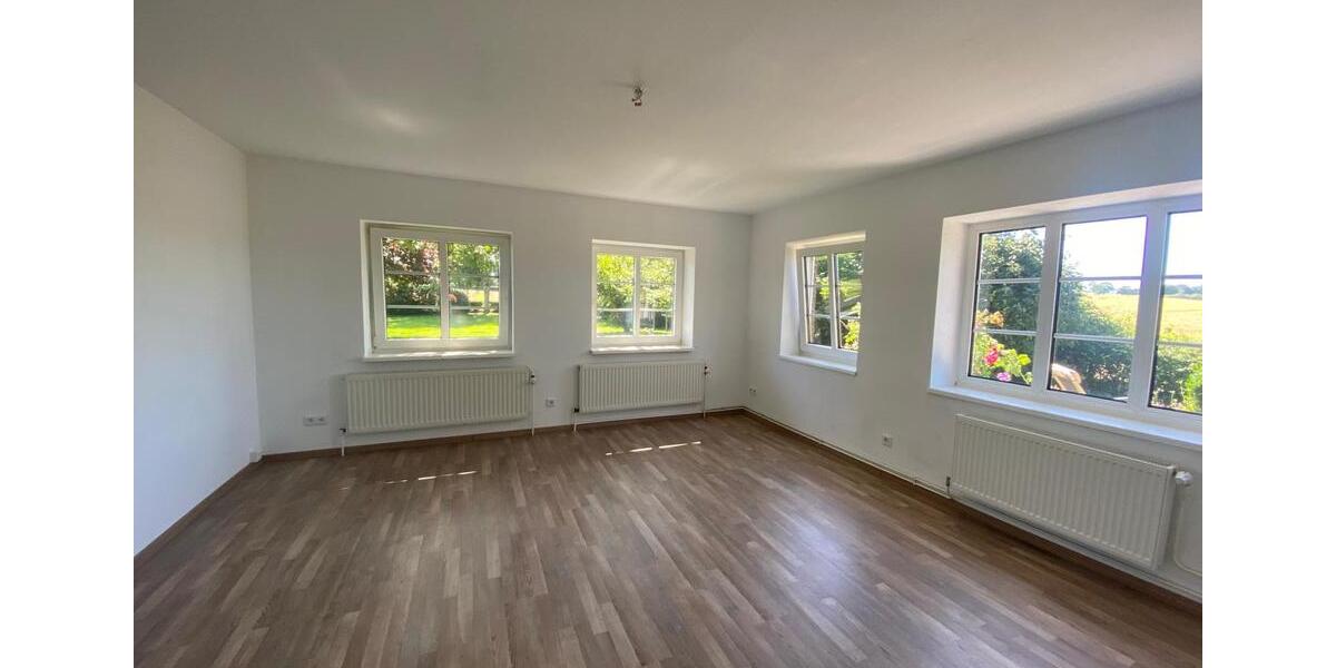 Erdgeschoßwohnung Glücksburg (Ostsee) - 4 Zimmer, 104 m&sup2;, 1.150&euro; | Angebot:26006562