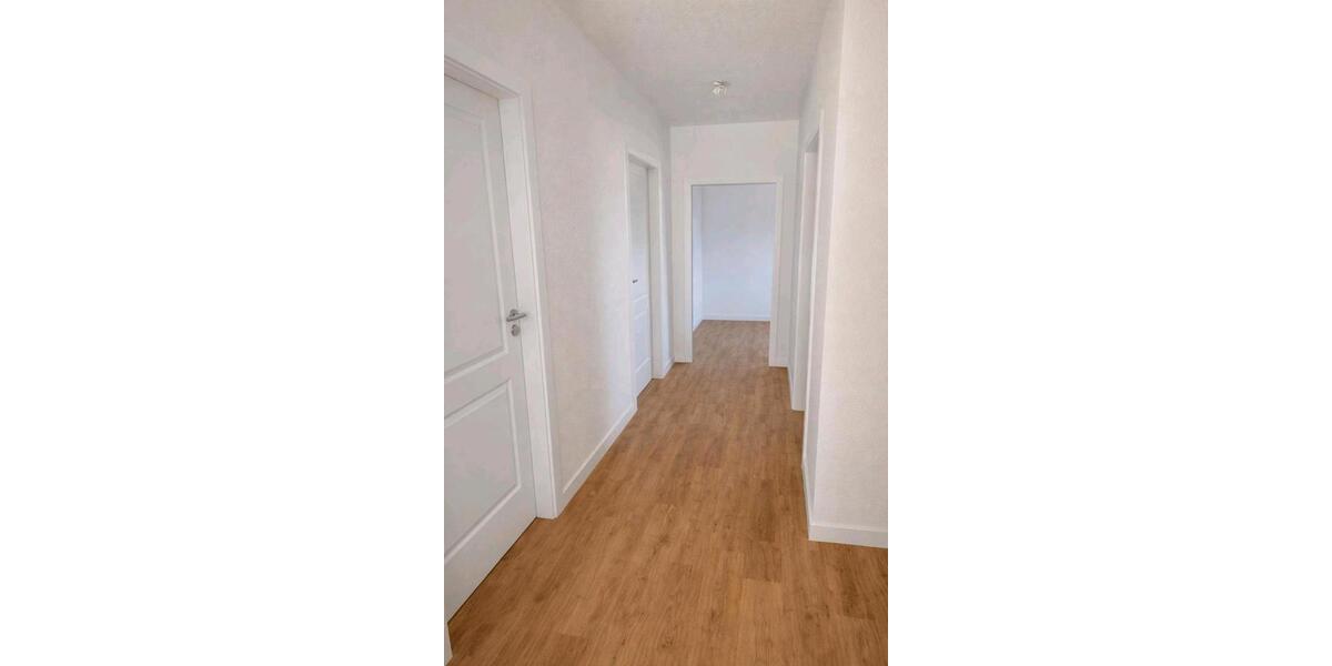Etagenwohnung Süderbrarup - 4 Zimmer, 125 m&sup2;, 1.450&euro; | Angebot:25590007