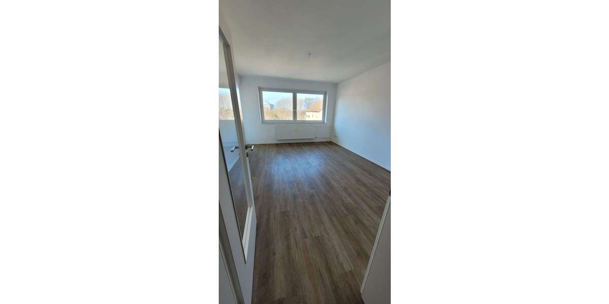 Etagenwohnung Flensburg Mürwik - 3.5 Zimmer, 76 m&sup2;, 681&euro; | Angebot:25451069