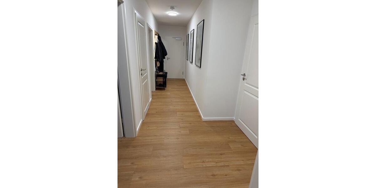 Dachgeschoßwohnung Tolk - 3 Zimmer, 73 m&sup2;, 850&euro; | Angebot:25421158