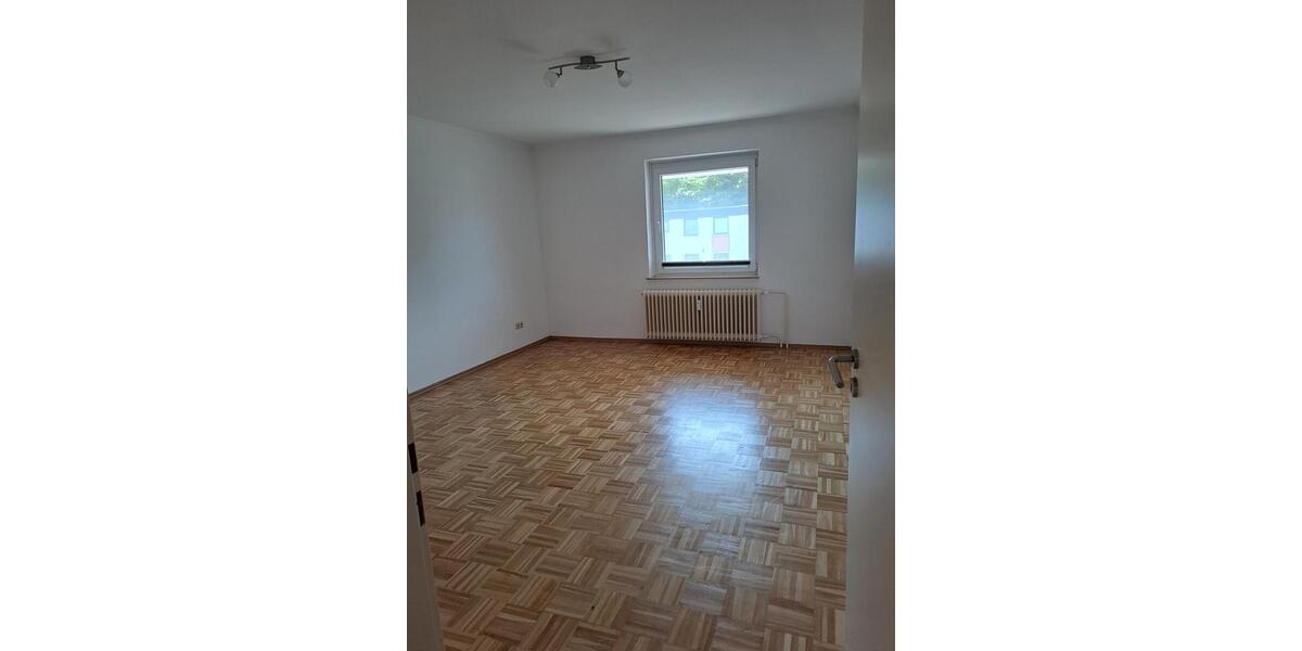 Etagenwohnung Flensburg Fruerlund - 3 Zimmer, 74 m&sup2;, 685&euro; | Angebot:22401156
