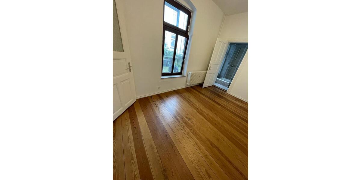 Erdgeschoßwohnung Flensburg Altstadt - 5.5 Zimmer, 140 m&sup2;, 1.112&euro; | Angebot:26248239