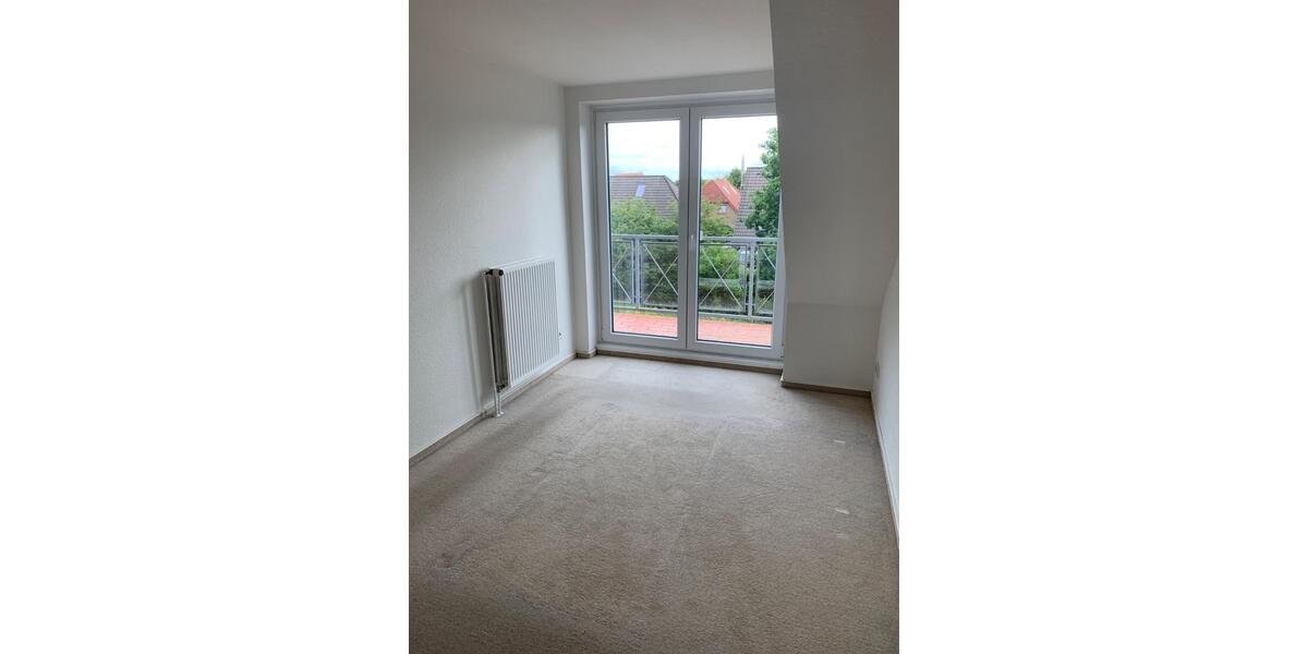 Dachgeschoßwohnung Harrislee - 4 Zimmer, 98 m&sup2;, 305.000&euro; | Angebot:27122936