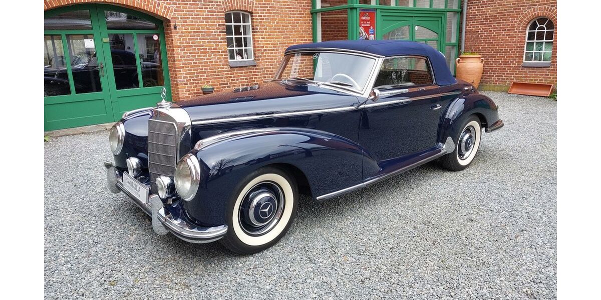 Mercedes-Benz 300 41.990 km 449.000 &euro; Steinbergkirche 24972