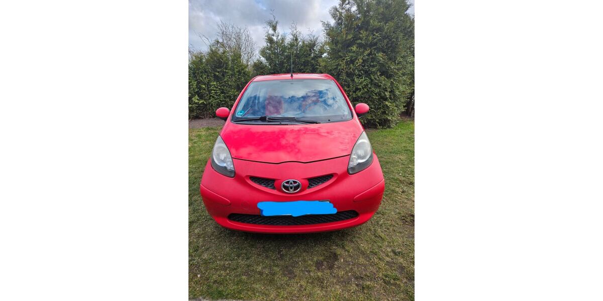 Toyota Aygo (X) 180.000 km 1.290 &euro; Handewitt 24983