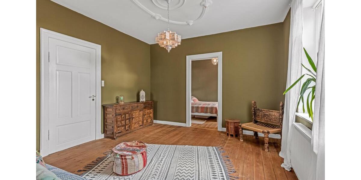 Einfamilienhaus Flensburg Altstadt - 8 Zimmer, 211 m&sup2;, 227.000&euro; | Angebot:26224395