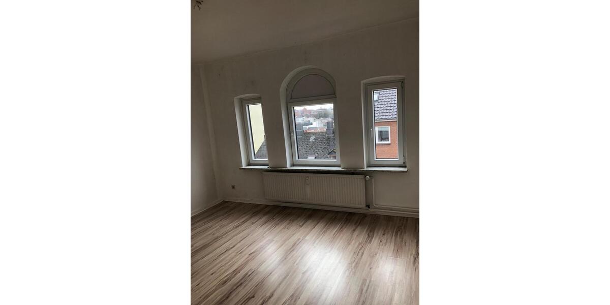 Dachgeschoßwohnung Tastrup - 3 Zimmer, 66 m&sup2;, 663&euro; | Angebot:25869682