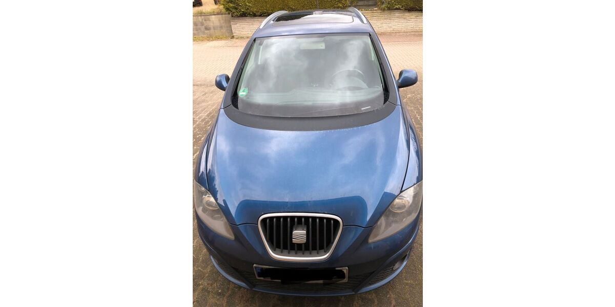 Seat Altea 184.000 km 6.690 &euro; Oeversee 24988