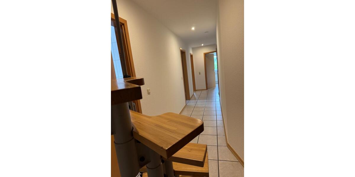 Etagenwohnung Handewitt Jarplund - 4 Zimmer, 100 m&sup2;, 1.000&euro; | Angebot:26539045