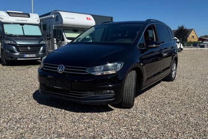VW Touran 137.816 km 16.490 &euro; Harrislee 24955