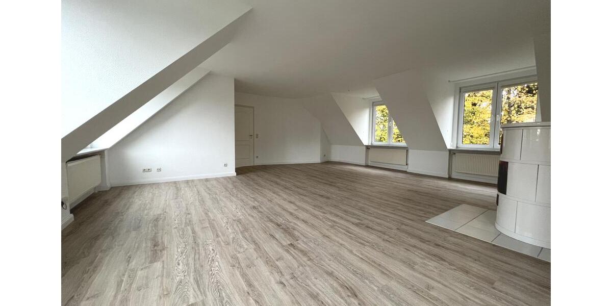 Dachgeschoßwohnung Glücksburg (Ostsee) - 4 Zimmer, 134 m&sup2;, 1.330&euro; | Angebot:23446280
