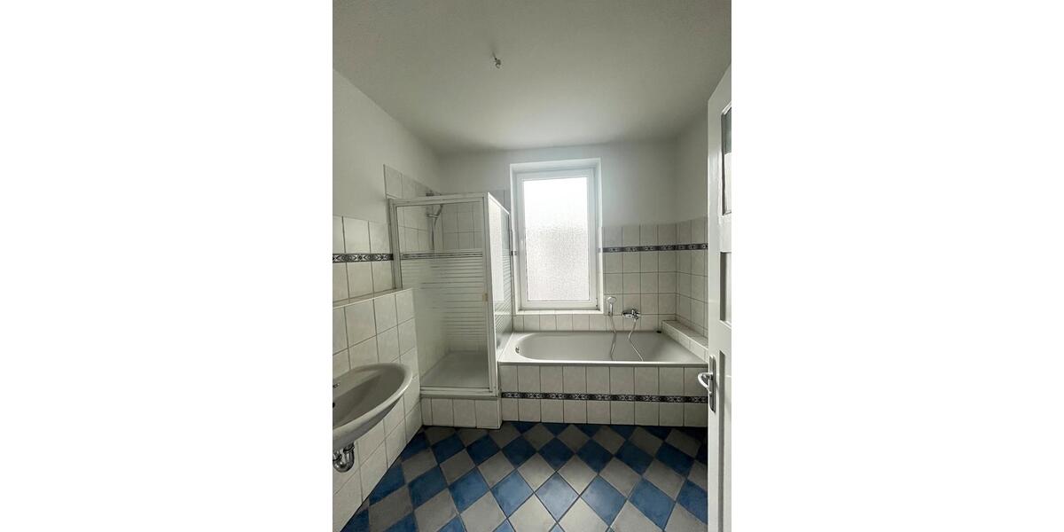 Etagenwohnung Flensburg - 5 Zimmer, 125 m&sup2;, 1.159&euro; | Angebot:25102052