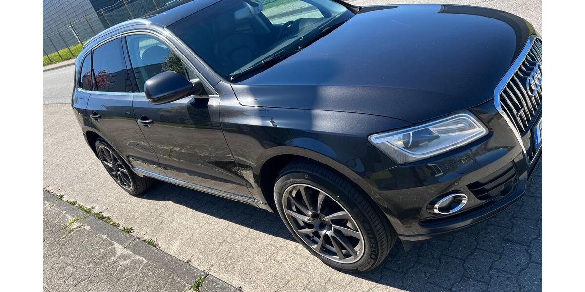 Audi Q5 231.500 km 10.250 &euro; Flensburg 24943