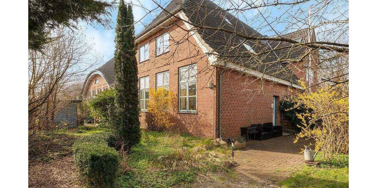 Doppelhaushälfte Handewitt Ellund - 9 Zimmer, 223 m&sup2;, 398.000&euro; | Angebot:25672935