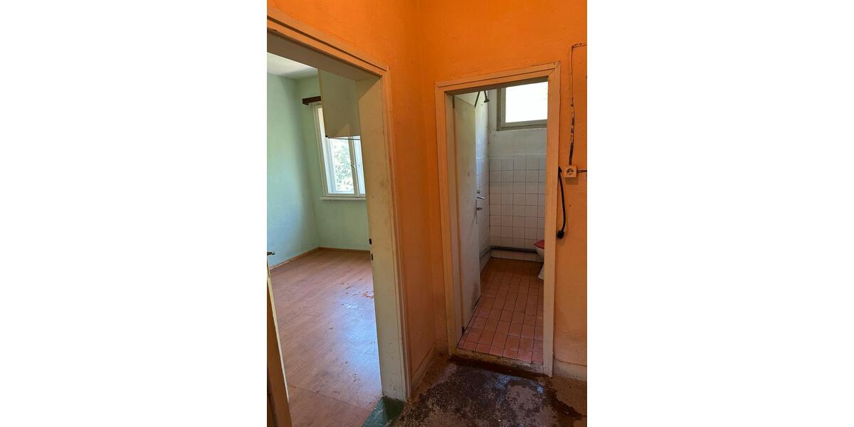 Etagenwohnung Flensburg - 2 Zimmer, 70 m&sup2;, 26.000&euro; | Angebot:21287904