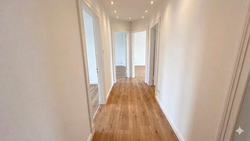 Dachgeschoßwohnung Flensburg Altstadt - 3 Zimmer, 87 m&sup2;, 970&euro; | Angebot:26043833
