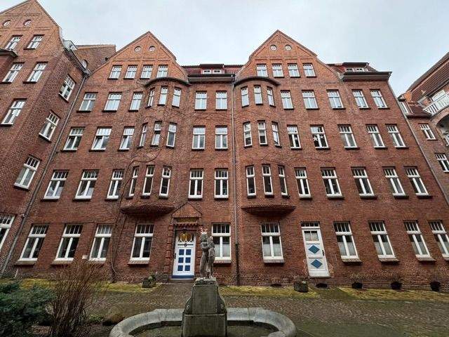 Etagenwohnung Flensburg Neustadt - 2 Zimmer, 76 m&sup2;, 210.000&euro; | Angebot:25665963