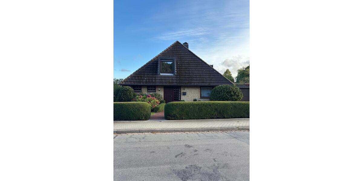 Einfamilienhaus Flensburg Fruerlund - 7 Zimmer, 151 m&sup2;, 580.000&euro; | Angebot:25420590