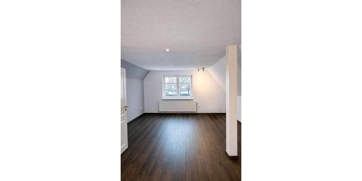 Einfamilienhaus Harrislee - 5 Zimmer, 170 m&sup2;, 1.400&euro; | Angebot:25950827