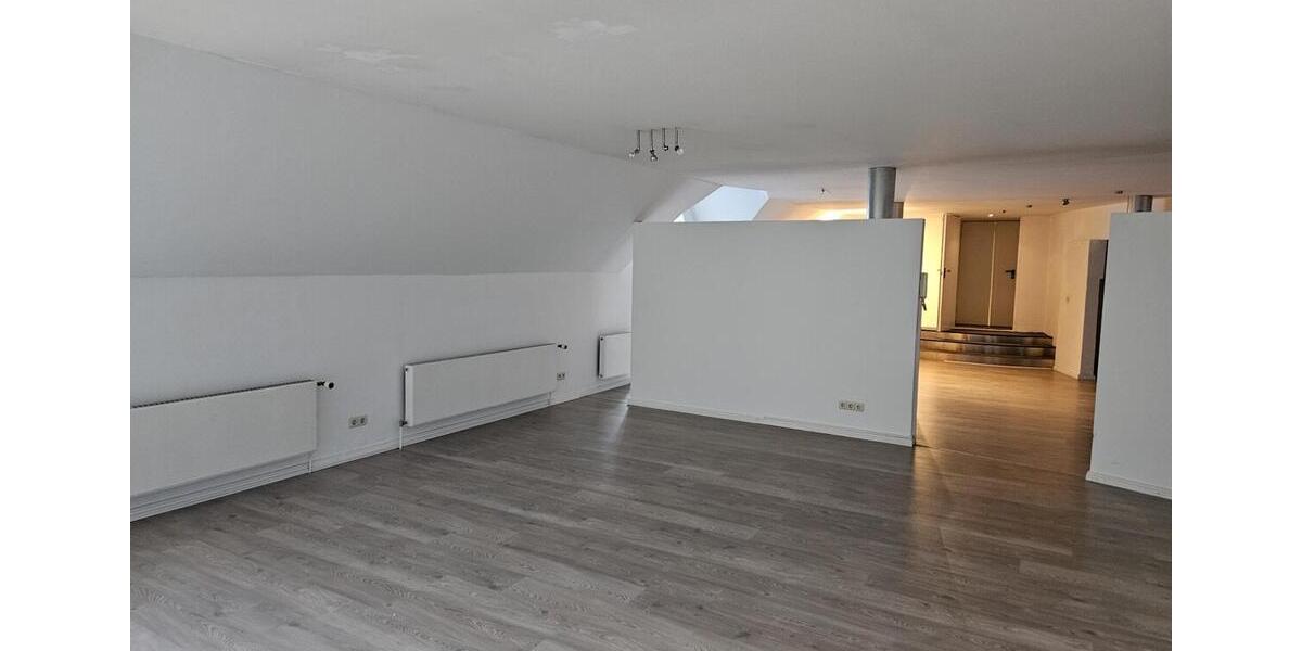 Gewerbeobjekt Flensburg - 3.200&euro; | Angebot:18899136