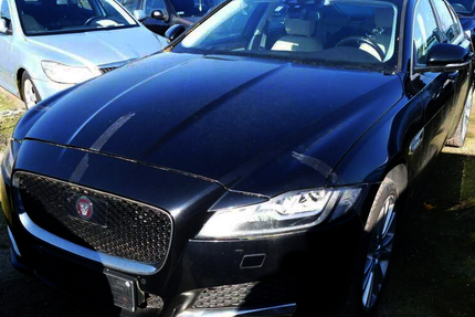 Jaguar XF 180.000 km 3.490 &euro; Flensburg 24941