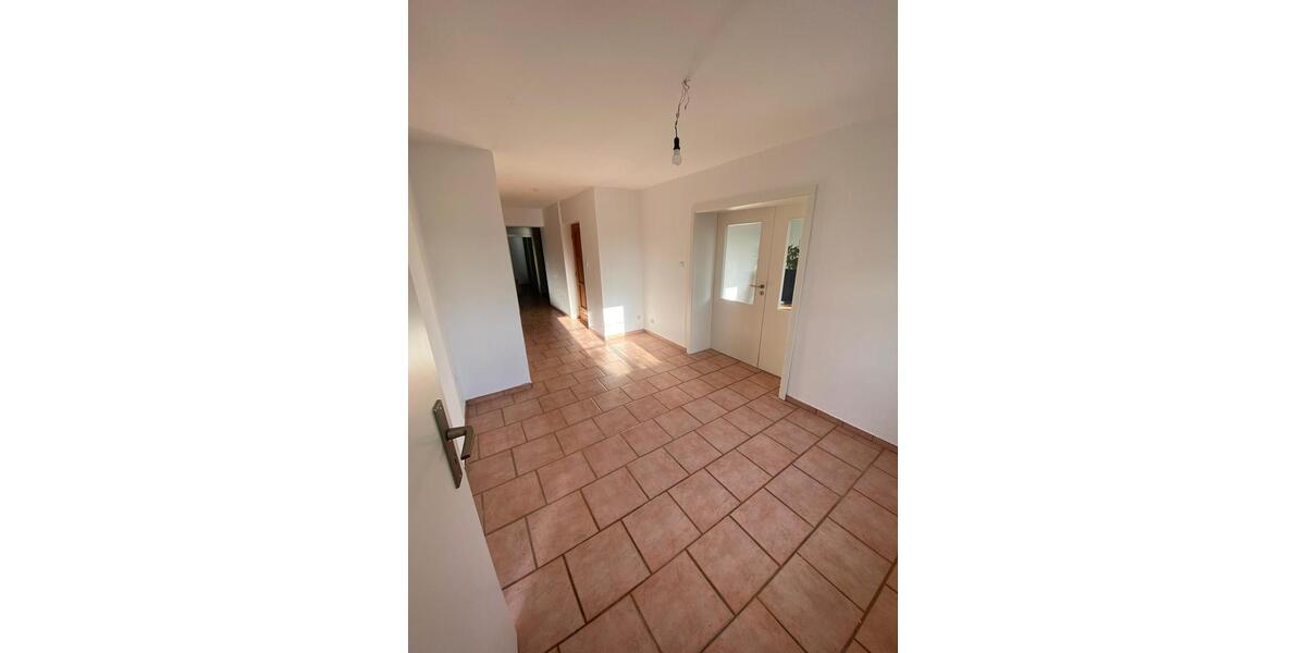 Erdgeschoßwohnung Glücksburg (Ostsee) - 4 Zimmer, 104 m&sup2;, 1.150&euro; | Angebot:26006562